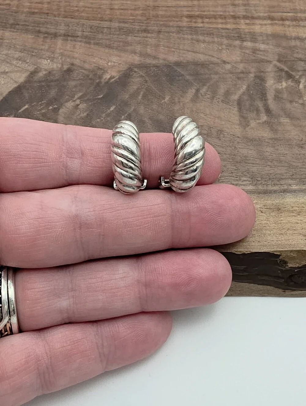 Vintage 80s Christian Dior 925 Sterling Silver Shell Shrimp Clip-On Earrings